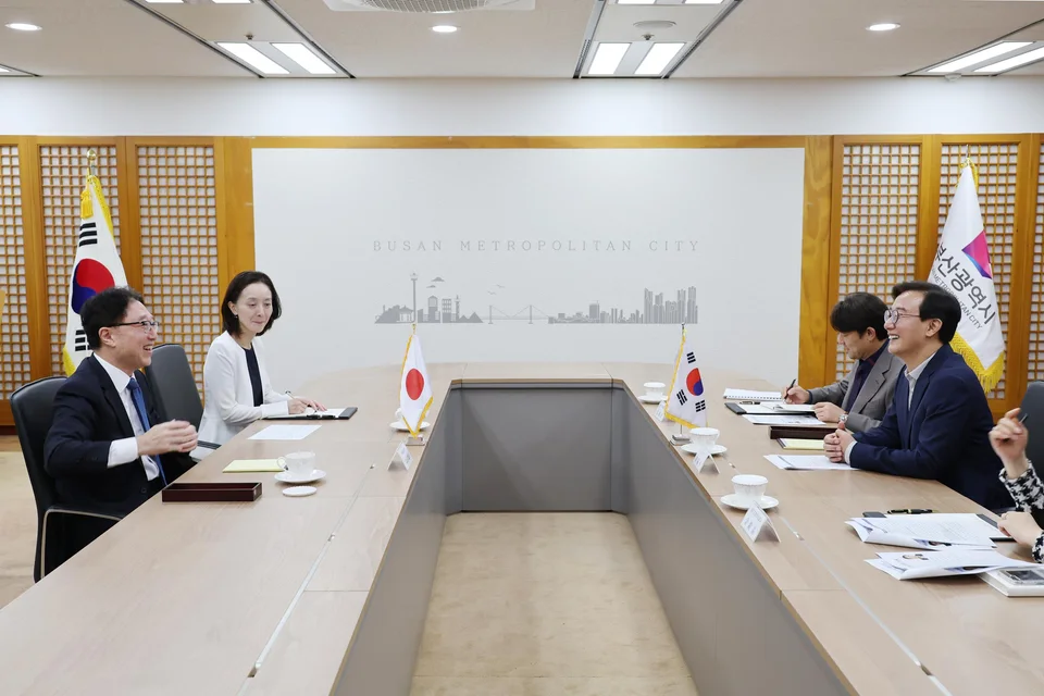 부산시, 주부산일본국총영사와 부산·일본 간 교류 확대 뜻 모아 보도자료 제공 이미지
